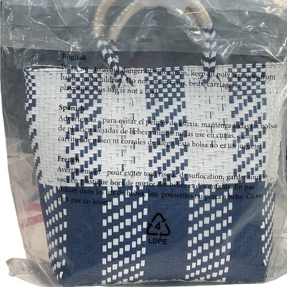 Lilly Pulitzer NWT Flanning Tote - Picture 6 of 11